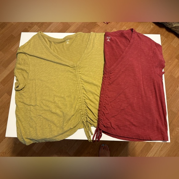 Ana Cropped Tops (2) - Picture 1 of 3